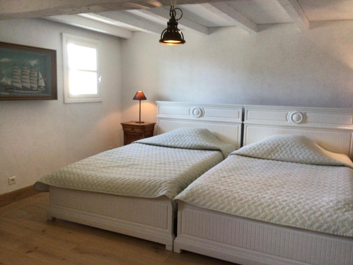 ואלנס Mas Des Mourgues 2 - Chambres D'Hotes De Charme A Castelnau-Valence מראה חיצוני תמונה