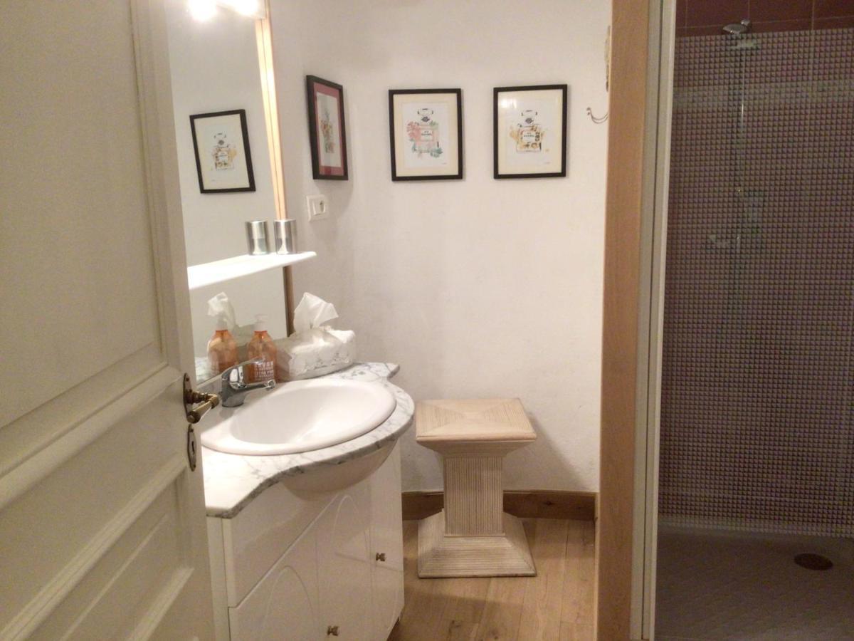 ואלנס Mas Des Mourgues 2 - Chambres D'Hotes De Charme A Castelnau-Valence מראה חיצוני תמונה